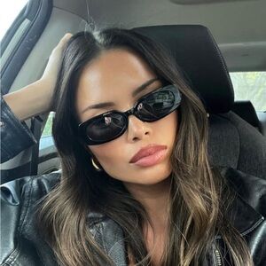 VEHLA “Olsen” Sunglasses